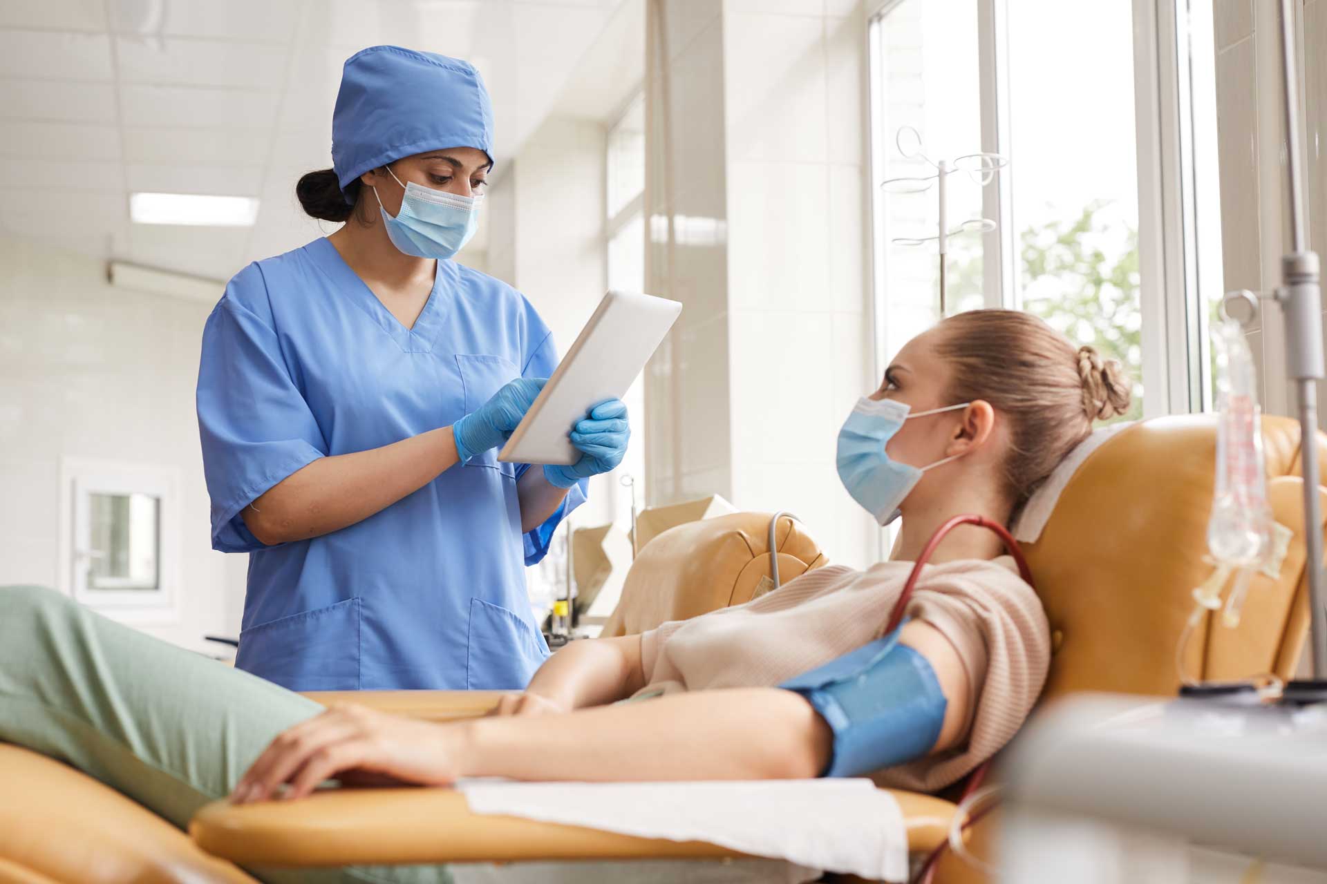medical-exam-at-hospital-FRCF2DQ.jpg